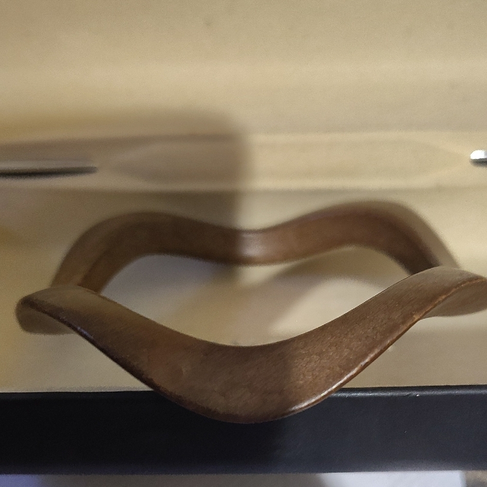 ⭐Brown Rosewood Wavy Bracelet Vintage At Least 45 Years Old